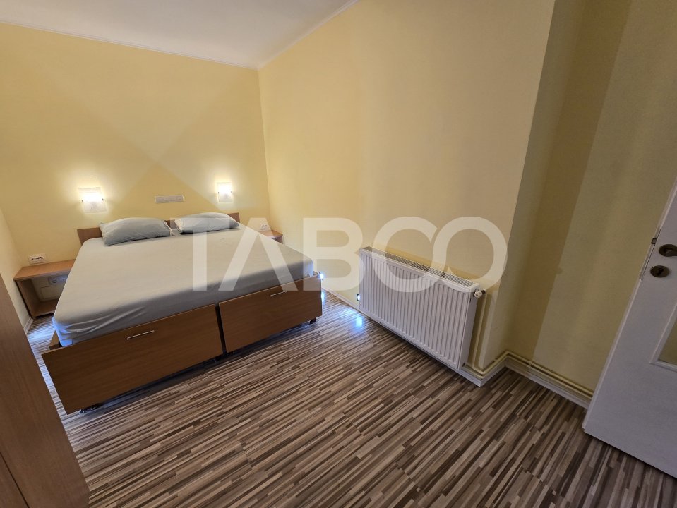 Apartament de inchiriat la casa renovat zona linistita Orasul de Jos 