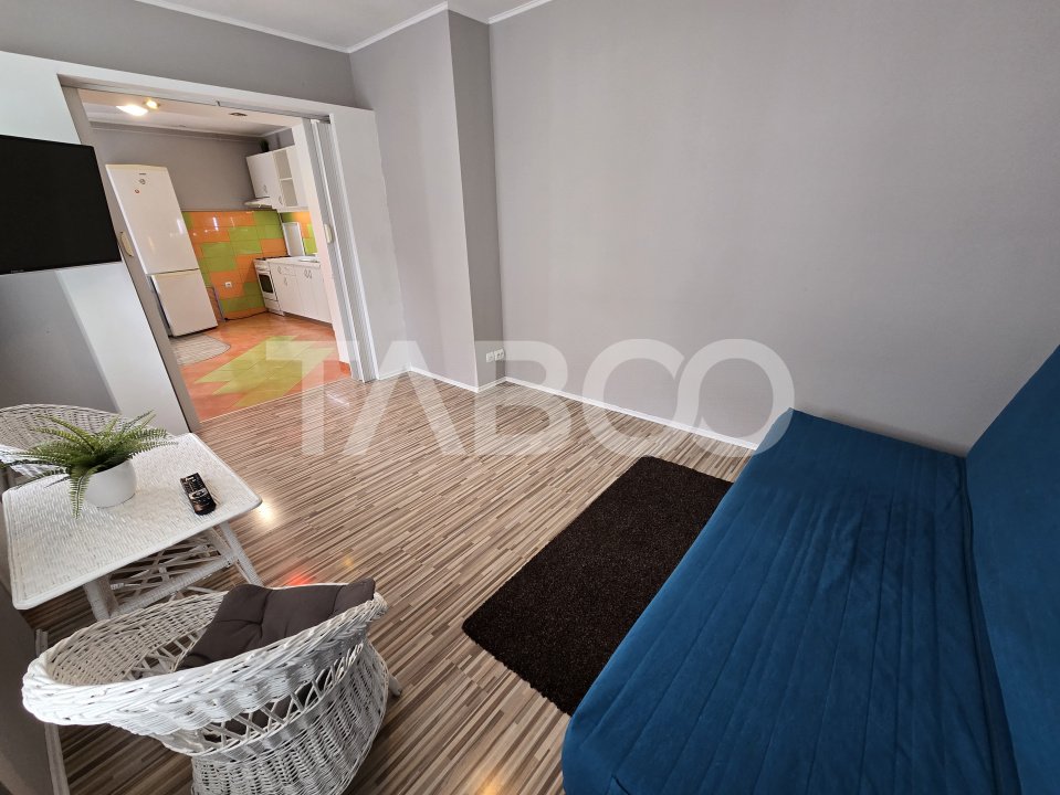 Apartament de inchiriat la casa renovat zona linistita Orasul de Jos 