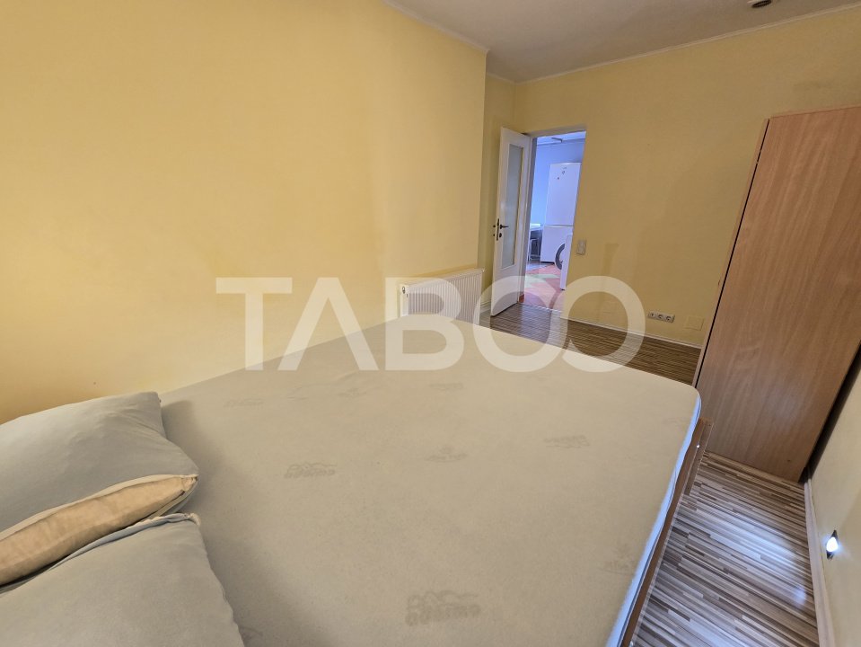 Apartament de inchiriat la casa renovat zona linistita Orasul de Jos 