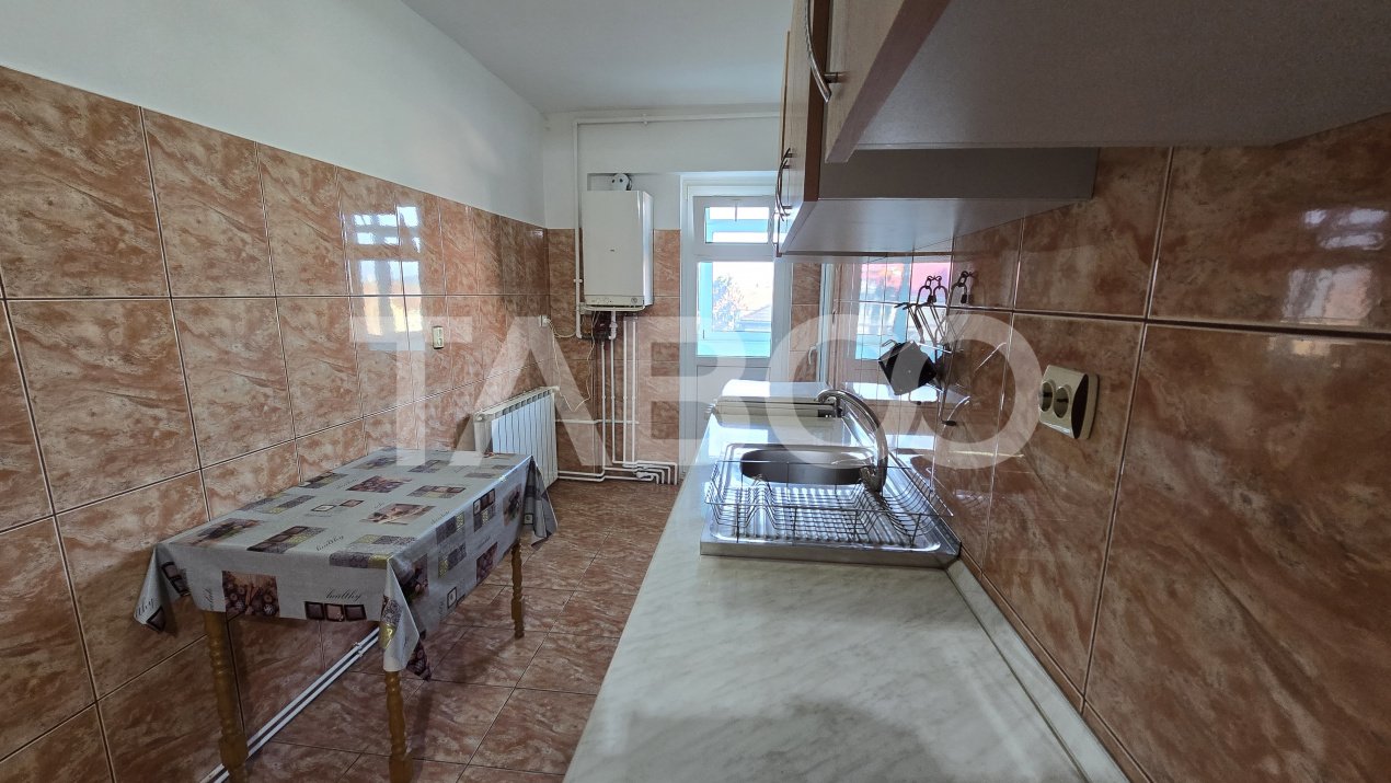 Apartament de inchiriat Mihai Viteazu 2 camere balcon mobilat utilat