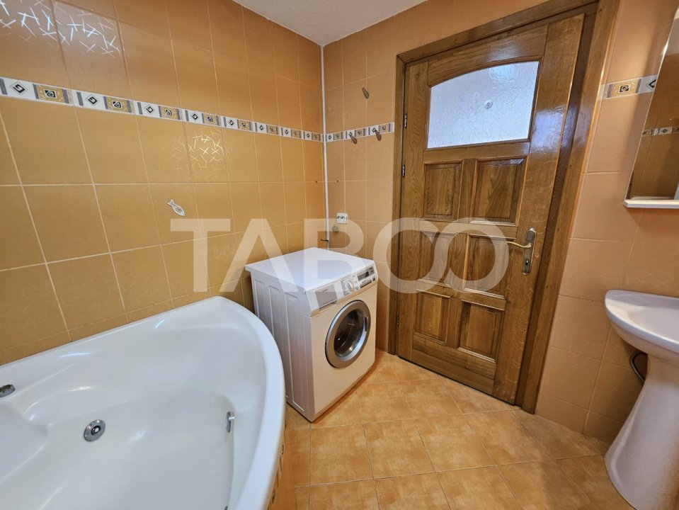 Apartament de inchiriat mutare imediata 100 mpu Strand