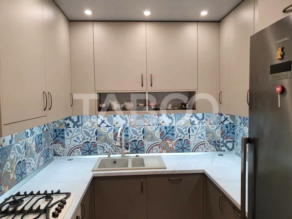 Apartament de inchiriat  Pet Friendly renovat 3 camere 2 bai Central