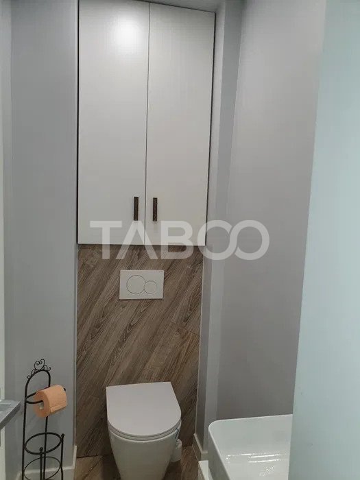 Apartament de inchiriat  Pet Friendly renovat 3 camere 2 bai Central