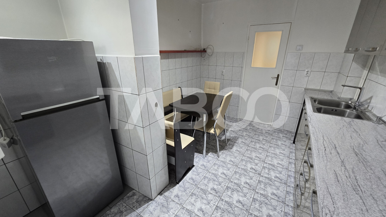 Apartament de inchiriat Strand 3 camere 2 bai balcon pivnita