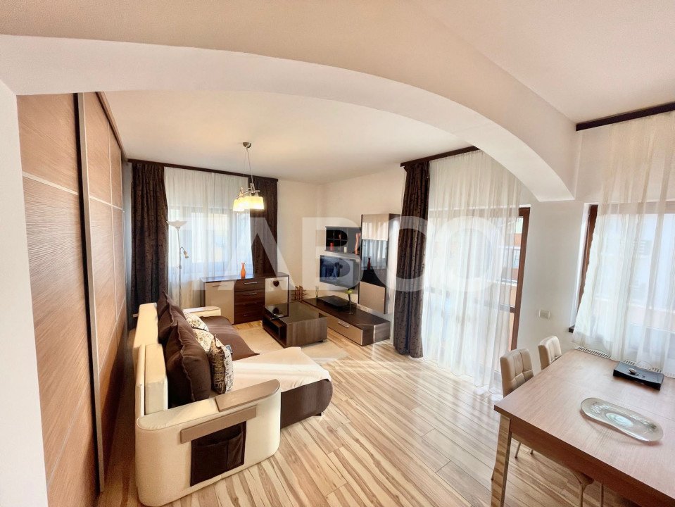 Apartament de inchiriat Strand 3 camere 2 balcoane 2 bai parcare