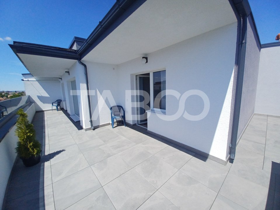 Apartament de inchiriat tip penthouse 4 camere lift Kogalniceanu