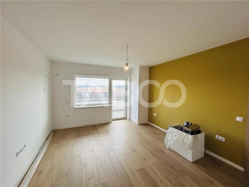 Apartament de inchiriat tip penthouse 4 camere lift Kogalniceanu