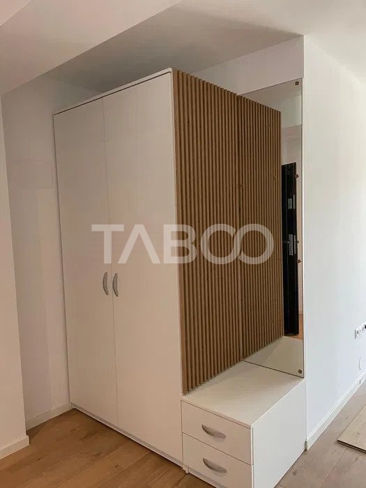 Apartament de inchiriat tip penthouse 4 camere lift Kogalniceanu