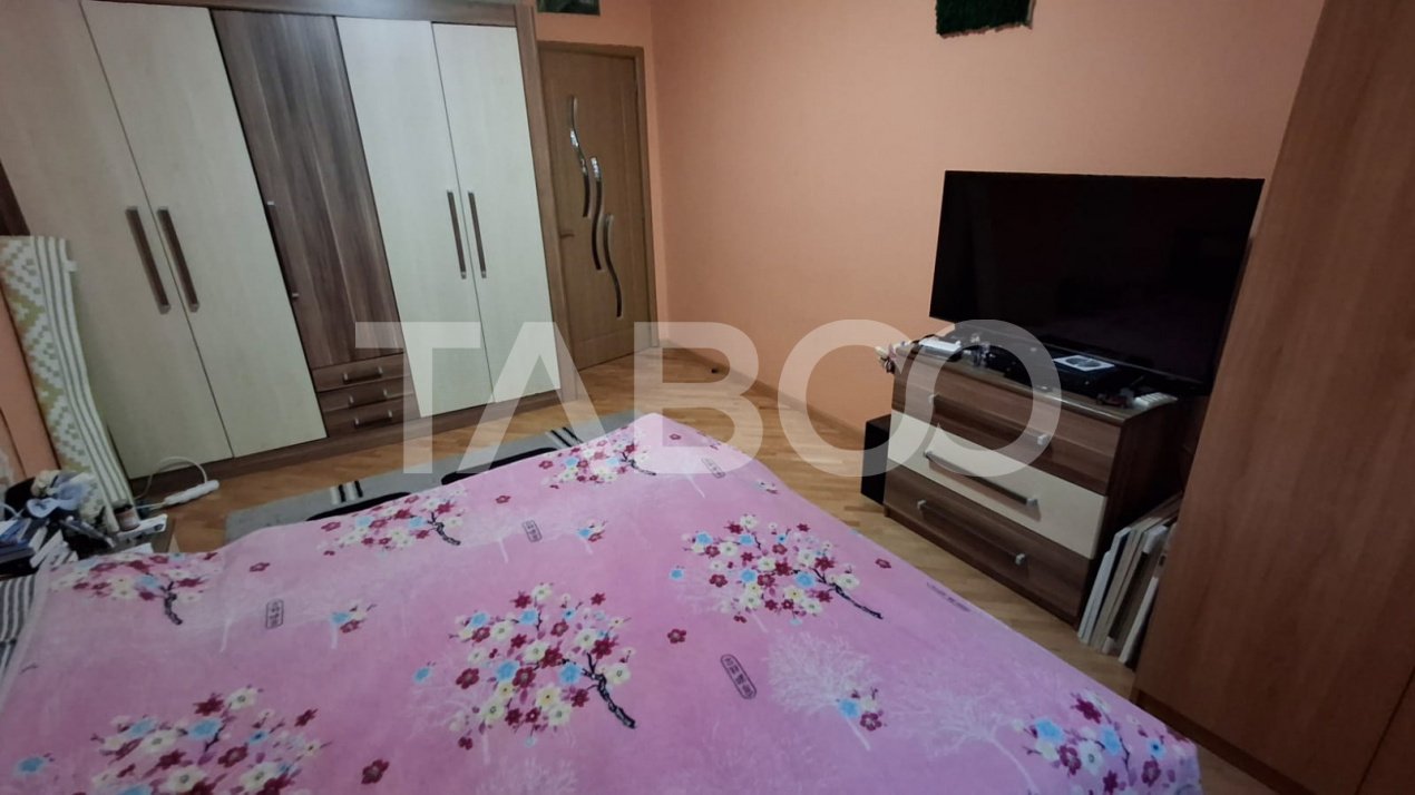 Apartament de inchiriat Valea Aurie 3 camere 2 bai 2 balcoane