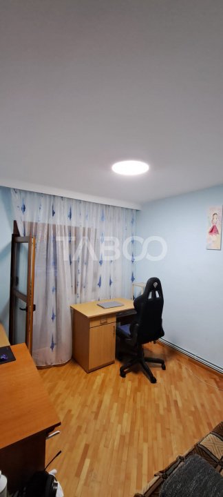 Apartament de inchiriat Valea Aurie 3 camere 2 bai 2 balcoane