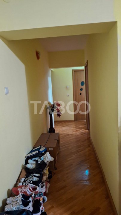 Apartament de inchiriat Valea Aurie 3 camere 2 bai 2 balcoane