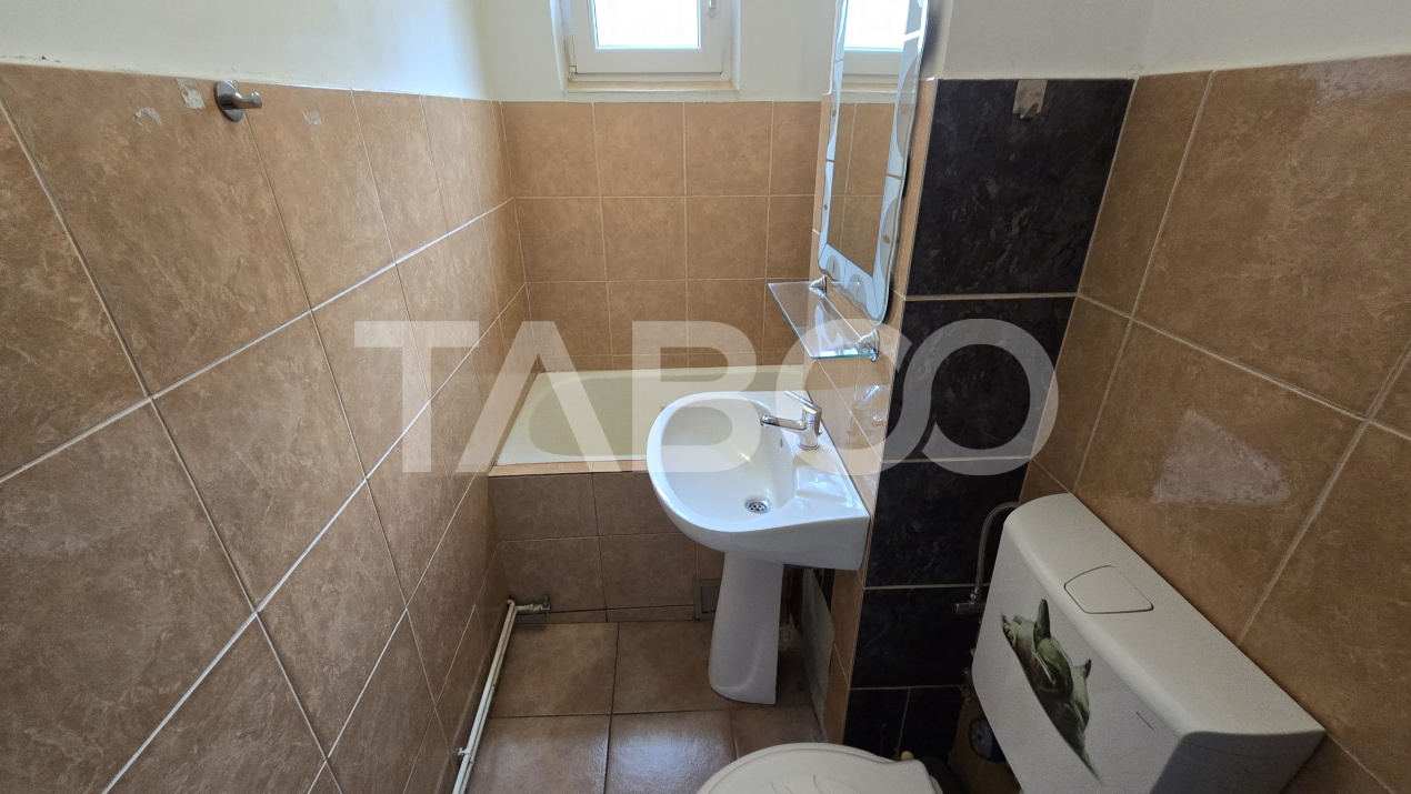 Apartament de inchiriat Vasile Aaron 2 camere mobilate utilate