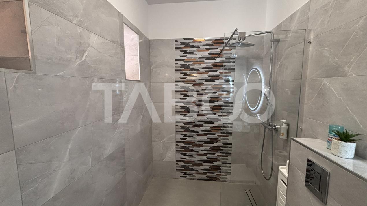 Apartament de vanzare 105mp pivnita si loc de parcare zona Centrala