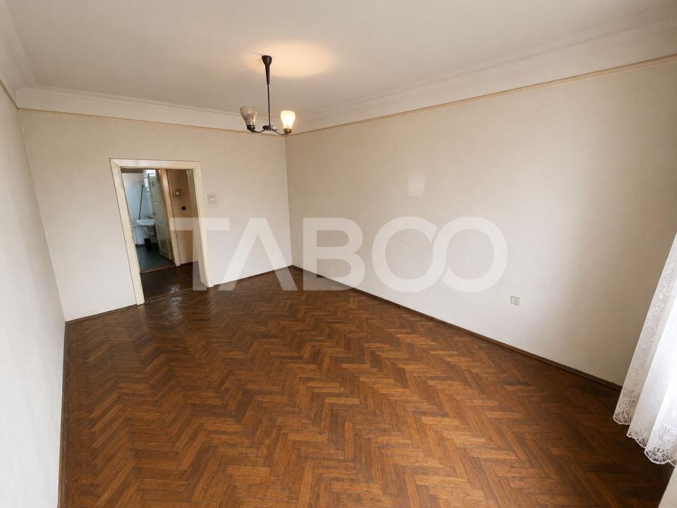 Apartament de vanzare 150mp utili + gradina 300mp zona Piata Cluj