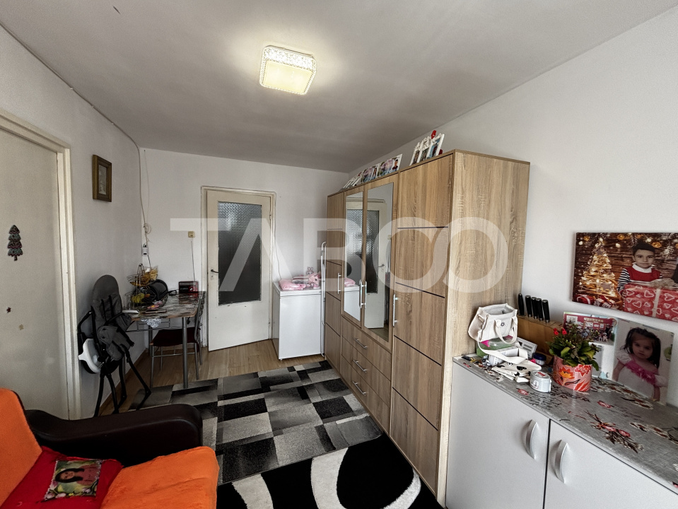 Apartament de vanzare 2 camere 36mp utili zona Tiglari