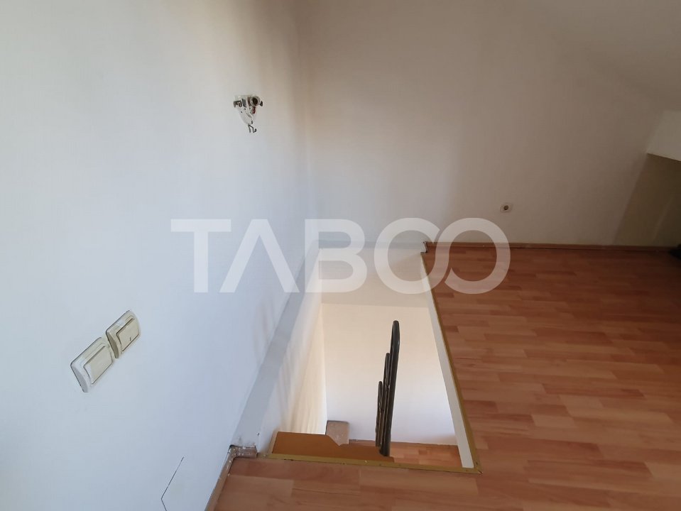 Apartament de vanzare 2 camere 54 mp utili zona Mihai Viteazu 