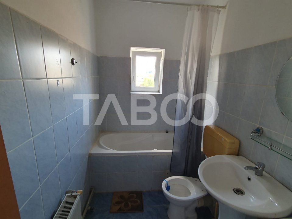 Apartament de vanzare 2 camere 54 mp utili zona Mihai Viteazu 