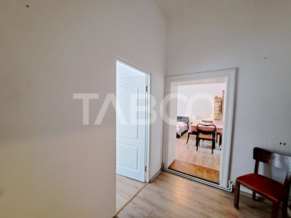 Apartament de vanzare 2 camere 80mp mobilat utilat in Centrul Istoric