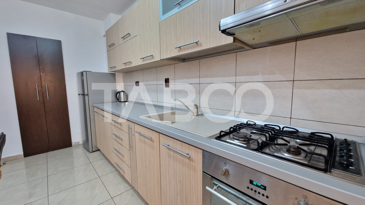 Apartament de vanzare 2 camere balcon parcare etaj 2 Selimbar Sibiu