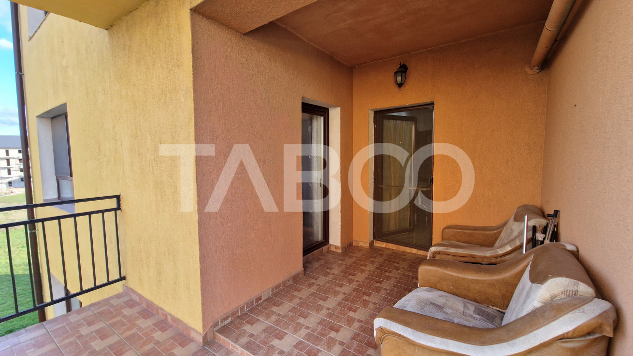 Apartament de vanzare 2 camere balcon parcare etaj 2 Selimbar Sibiu
