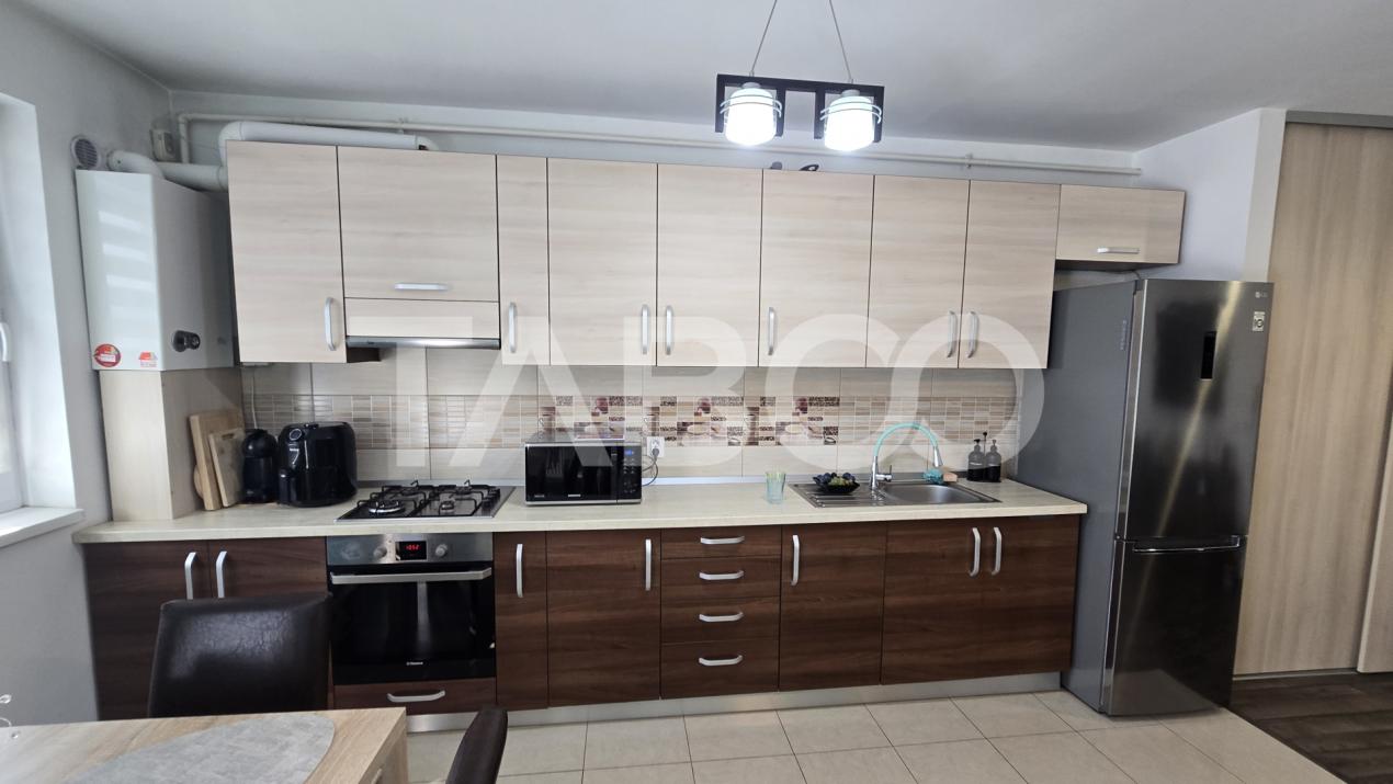 Apartament de vanzare 2 camere balcon parcare Kaufland Arhitectilor