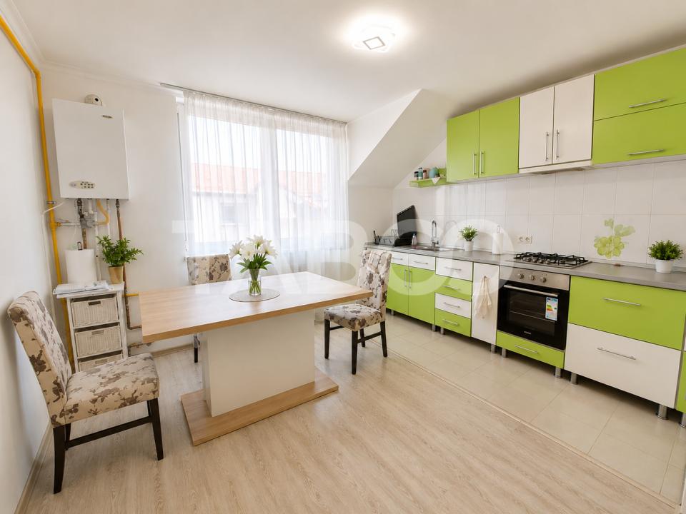 Apartament de vanzare 2 camere balcon parcare Terezian bloc nou