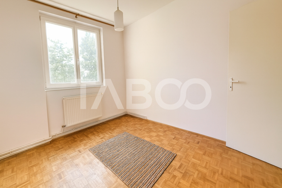 Apartament de vanzare 2 camere balcon si pivnita Rahovei