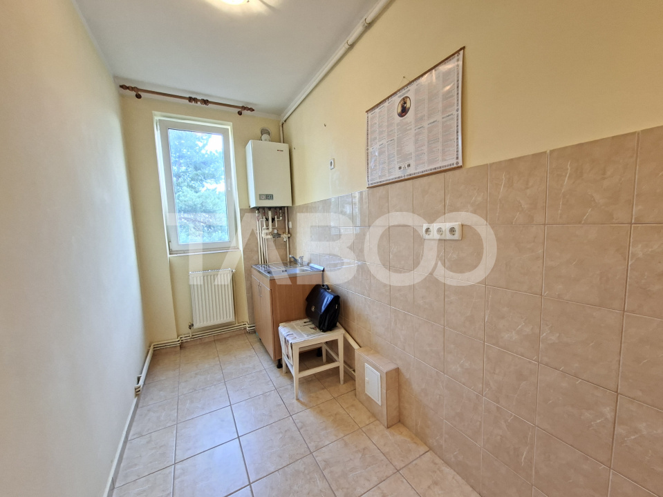 Apartament de vanzare 2 camere balcon si pivnita Rahovei