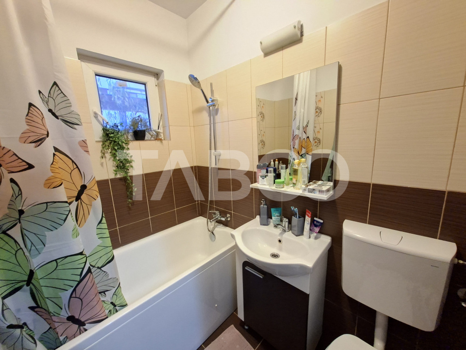 Apartament de vanzare 2 camere cu balcon etajul 1