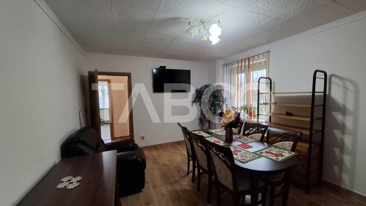 Apartament de vanzare 2 camere decomandat 54 mp zona Vasile Aaron  in Sibiu - G-ral Vasile Milea