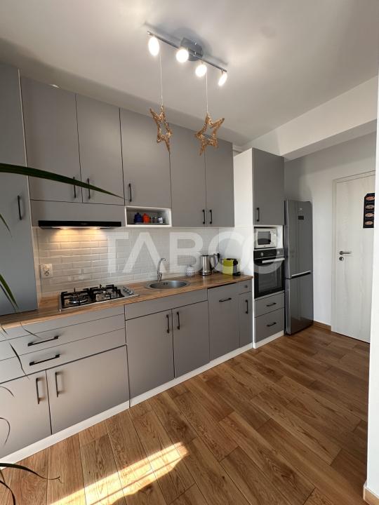 Apartament de vanzare 2 camere decomandat mobilat si utilat Piata Cluj
