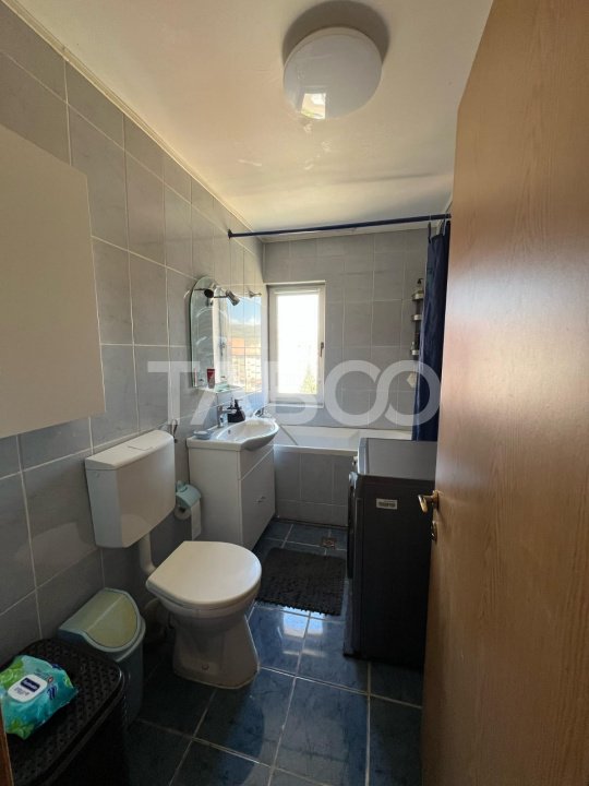 Apartament de vanzare 2 camere decomandate 53 mpu zona Lazaret Sibiu