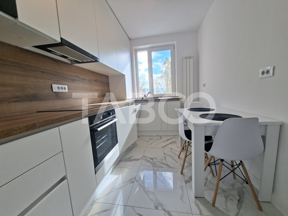 Apartament de vanzare 2 camere decomandate balcon Rahovei