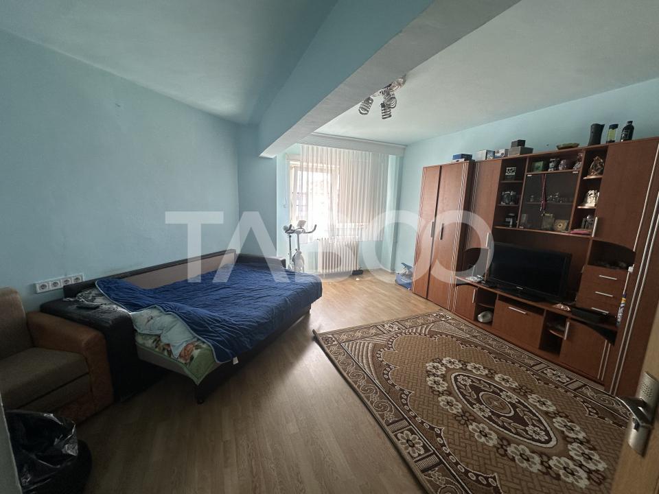 Apartament de vanzare 2 camere decomandate in zona Parcului din Strand in Sibiu - Gorjului