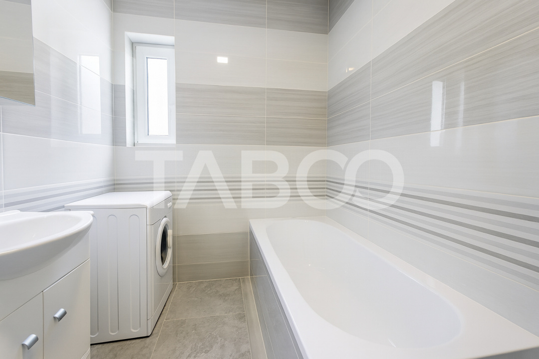 Apartament de vanzare 2 camere la etaj 1 + bloc cu gradina privata