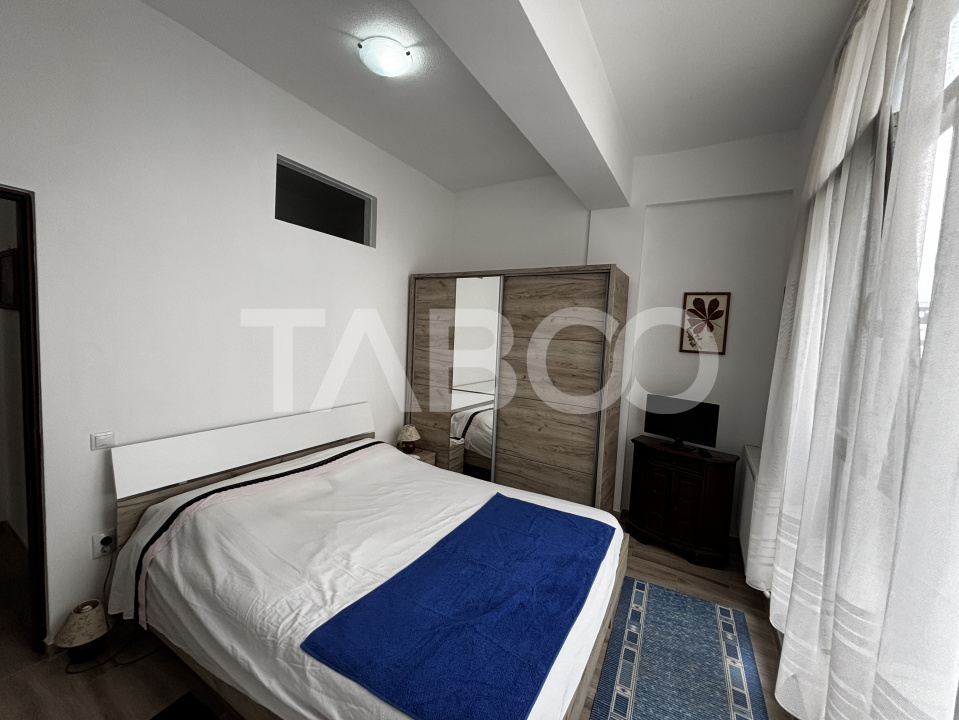 Apartament de vanzare 2 camere + loc de parcare  zona Doamna Stanca