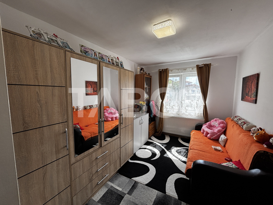 Apartament de vanzare 2 camere  parter 36mp utili zona Tiglari