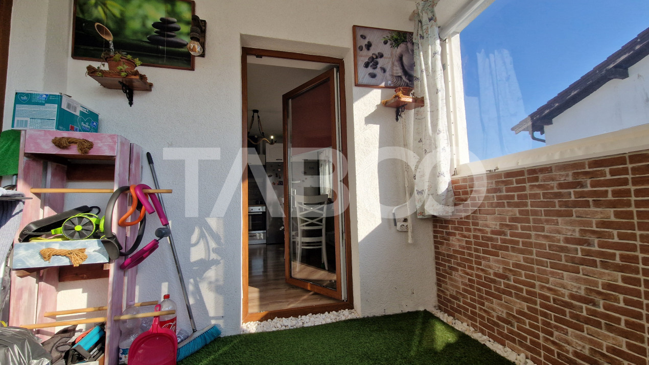 Apartament de vanzare 2 camere pod depozitare parcare si 2 balcoane