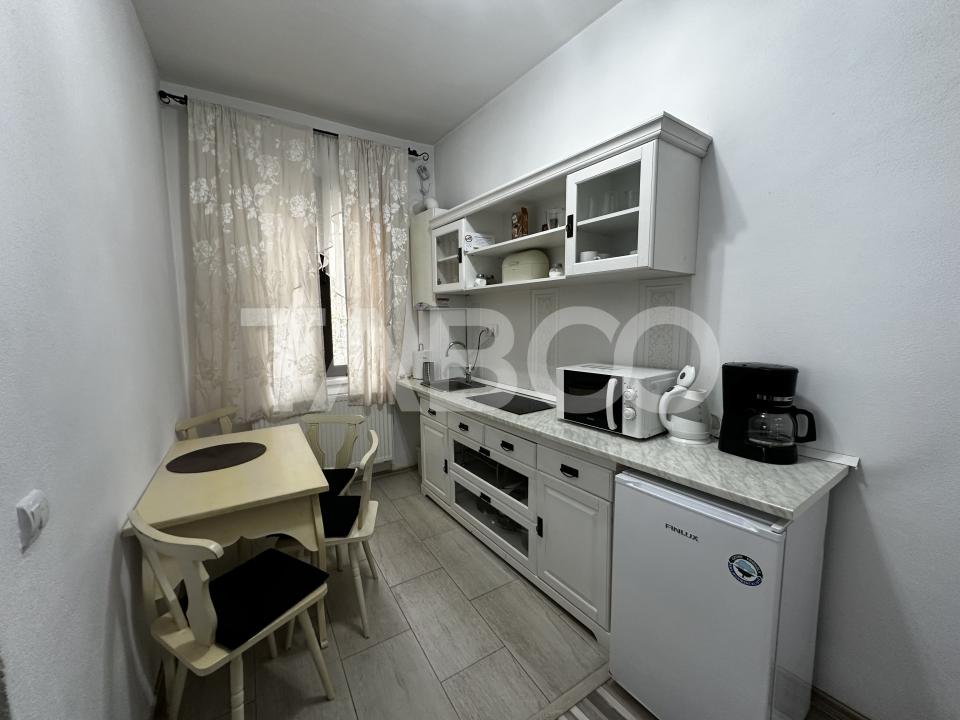 Apartament de vanzare 2 camere pretabil spatiu comercial in Sibiu