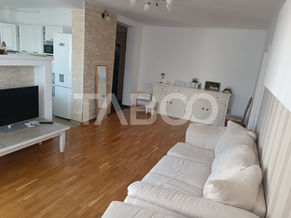 Apartament de vanzare 2 camere si balcon zona Siretului Sibiu