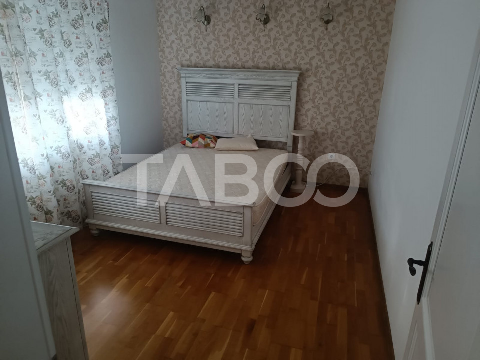 Apartament de vanzare 2 camere si balcon zona Siretului Sibiu