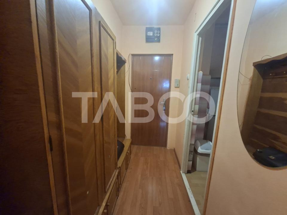 Apartament de vanzare 2 camere si pivnita parter inalt Rahovei Sibiu