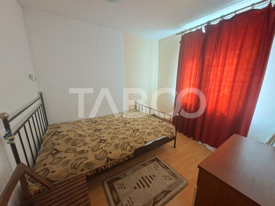 Apartament de vanzare 2 camere si pivnita parter inalt Rahovei Sibiu