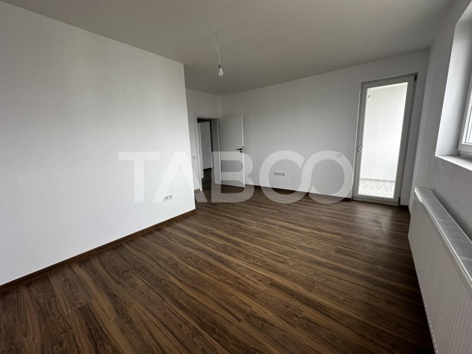 Apartament de vanzare 3 camere 2 bai 1 logie 1 balcon loc de parcare