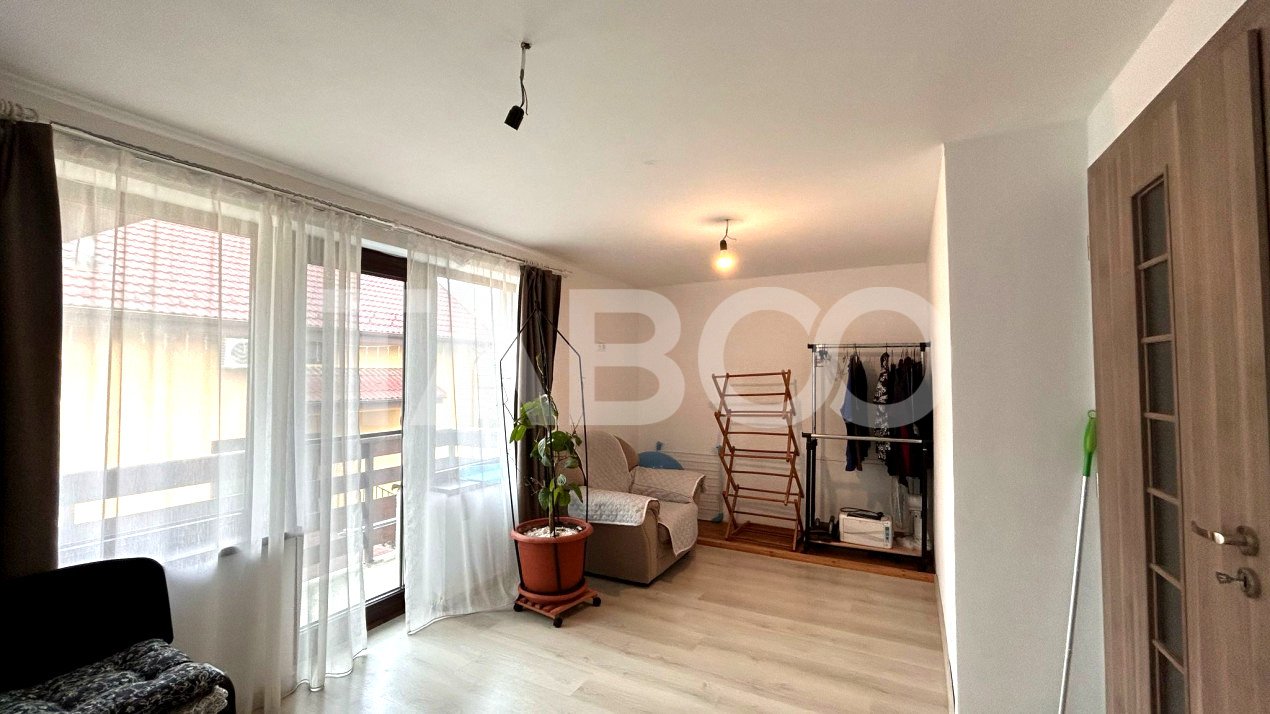 Apartament de vanzare 3 camere 2 bai 2 balcoane loc de parcare Sibiu