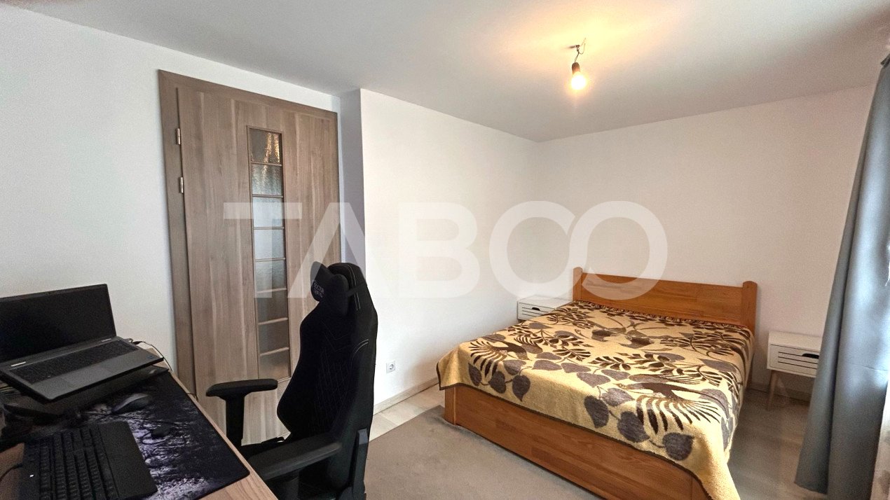 Apartament de vanzare 3 camere 2 bai 2 balcoane loc de parcare Sibiu