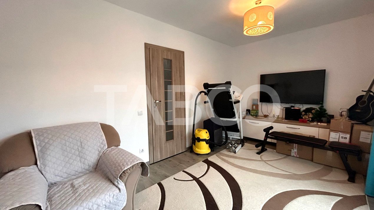 Apartament de vanzare 3 camere 2 bai 2 balcoane loc de parcare Sibiu