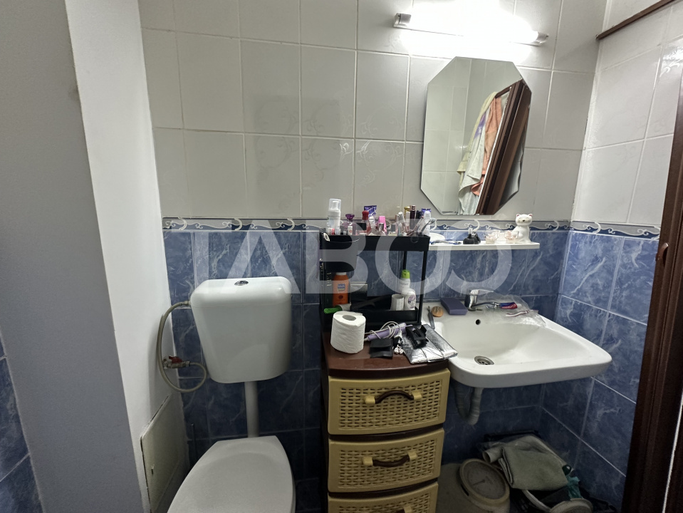 Apartament de vanzare 3 camere 2 bai 95 mp utili etaj 2 Zona Parcului