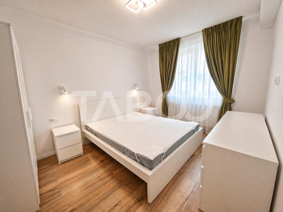 Apartament de vanzare 3 camere 2 bai balcon si 2 locuri de parcare