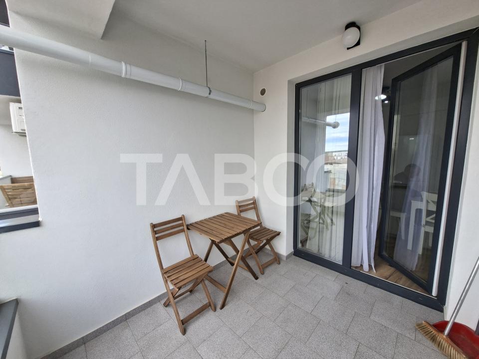 Apartament de vanzare 3 camere 2 bai balcon si 2 locuri de parcare